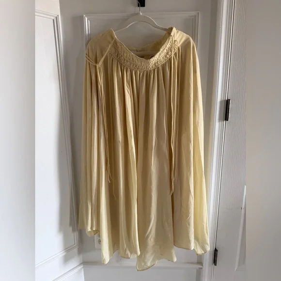 H&M Soft Yellow Chiffon Circle Skirt - Picture 3 of 5